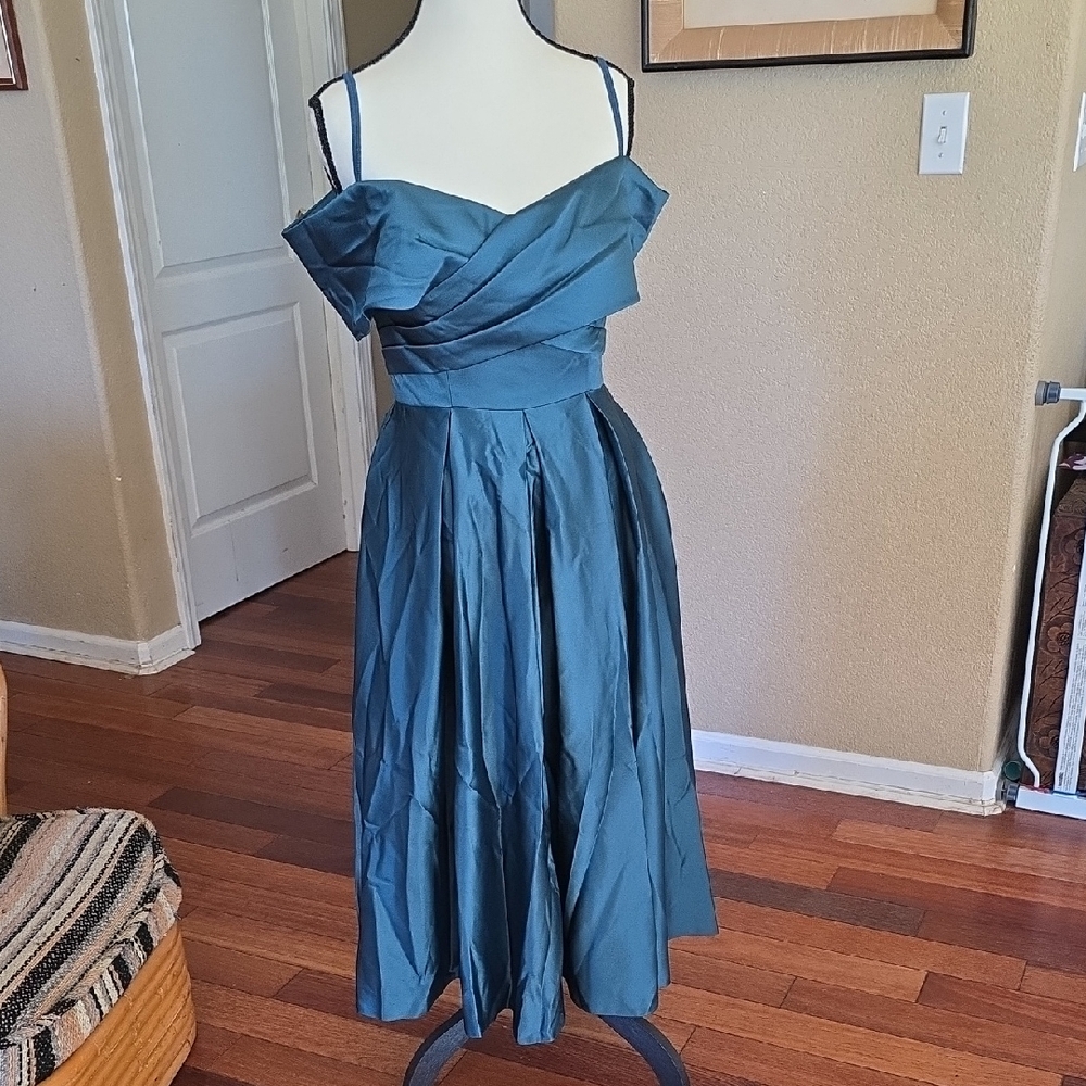 Elegant Teal Off-Shoulder Dress